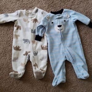 2 Carter's pajamas